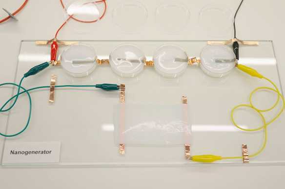 The nanogenerator devised by UQ researchers uses greenhouse gas to produce electrcity.