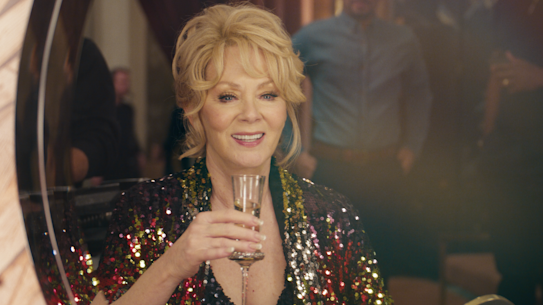 Jean Smart stars as stand-up legend Deborah Vance in Hacks. 