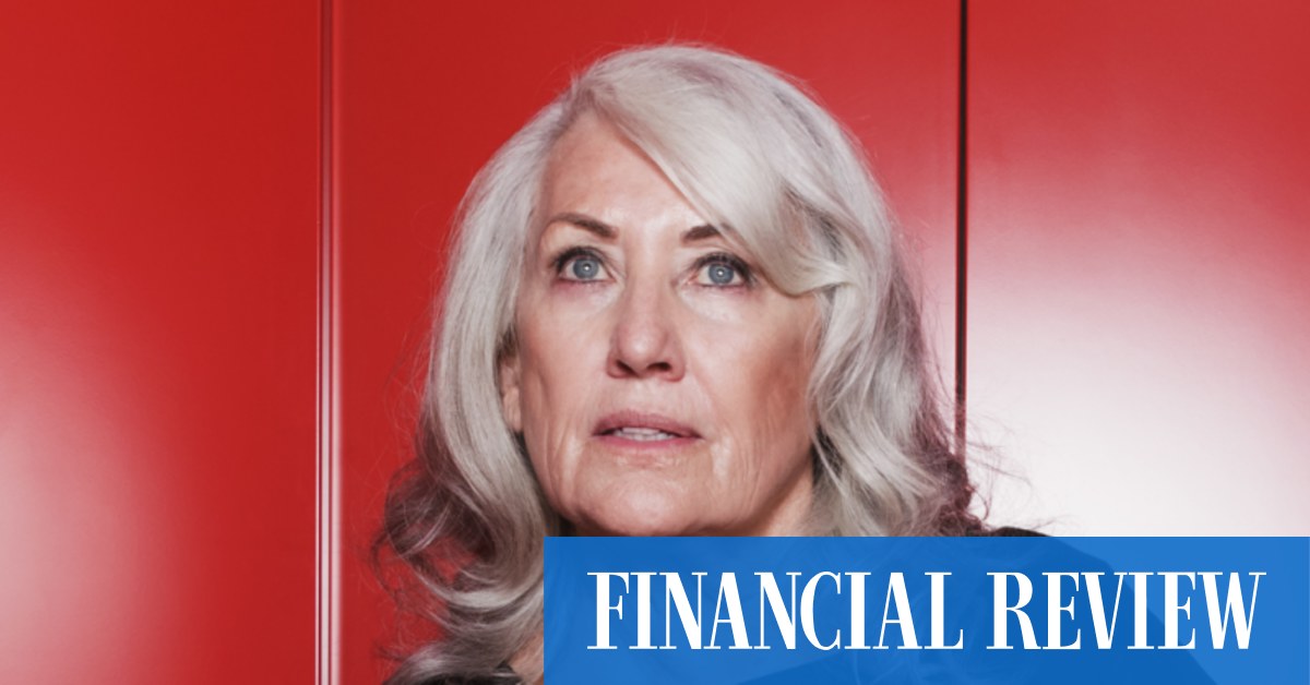 What is the best way to donate money? What are public and private