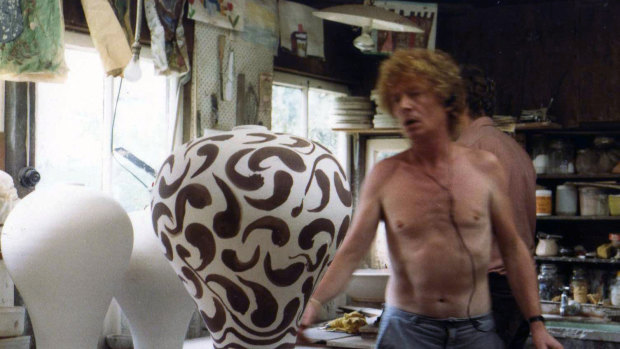 Brett Whiteley in John Dellow’s pottery studio in Katoomba c 1984.  