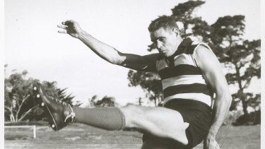 Farmer was an inspiration for generations of Indigenous footballers.