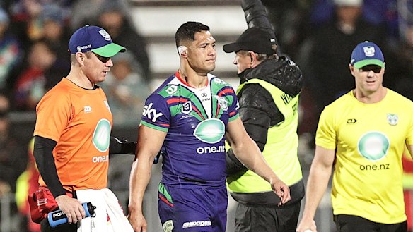 Roger Tuivasa-Sheck leaves the field on Friday night after being hit high by Stephen Crichton. The Warriors star won’t play again this season.