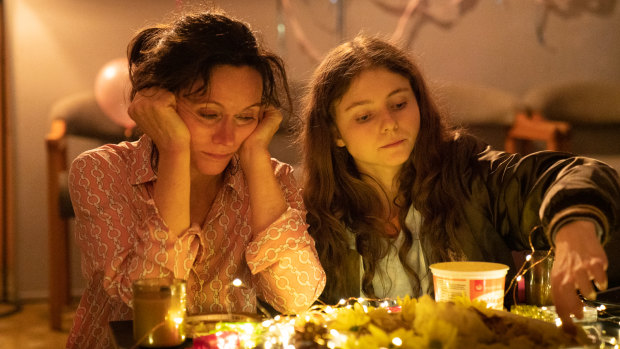 Essie Davis and Thomasin McKenzie star in The Justice of Bunny King.