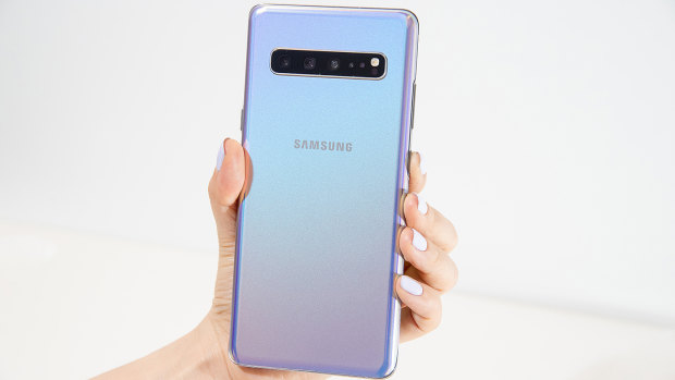 The Samsung Galaxy S10 5G will come in 'crown silver' or black.