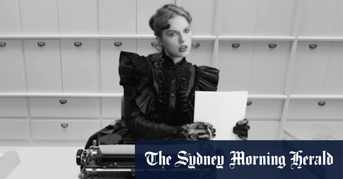 The Unexpected Revival: Why Celebrities and Creatives Are Falling for Typewriters