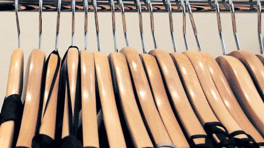 Coat-hanger congestion