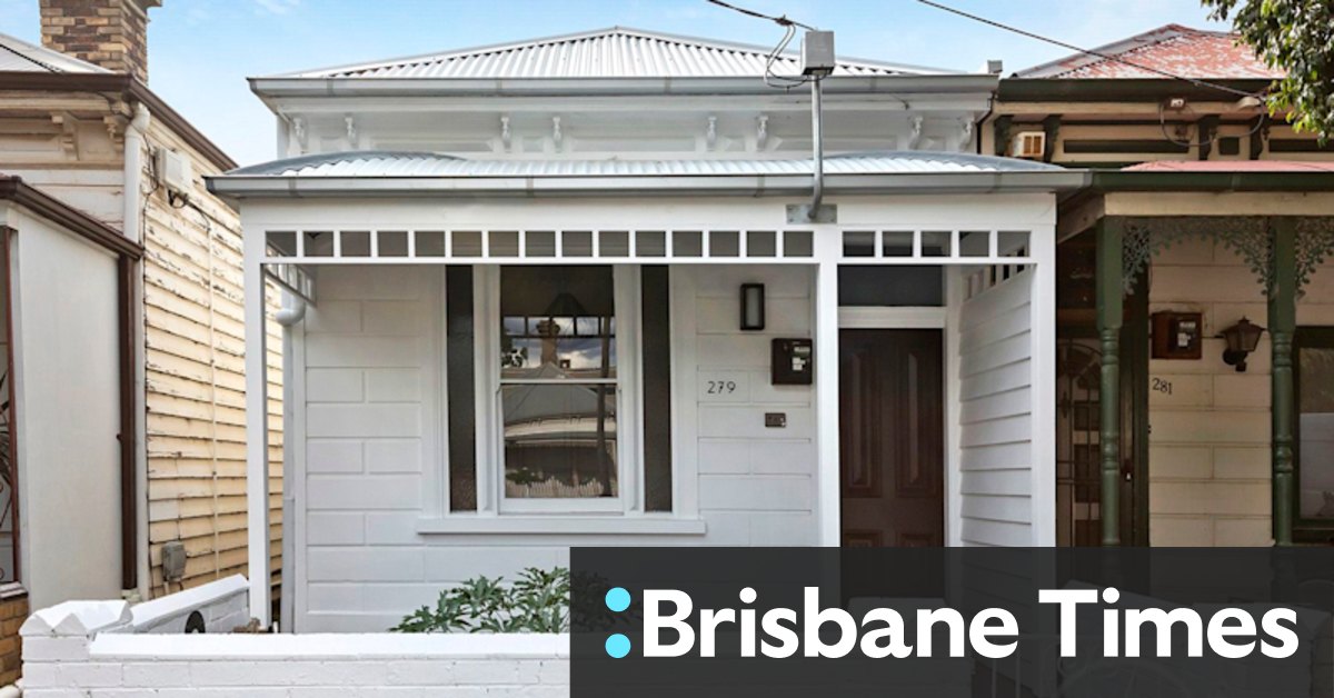 Melbourne property: Couple's $1,955,000 spur of the moment Port Melbourne auction buy - Vimarsana News