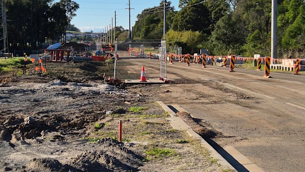 More than 1000 residents sign petition over year-long West Dapto Road ...