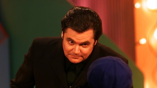 Former TV star Daryl Somers has sued his IT contractor after being locked out of his devices..