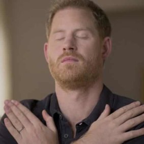 Prince Harry, practising EMDR therapy in the Apple TV documentary “The Me You Can’t See”.