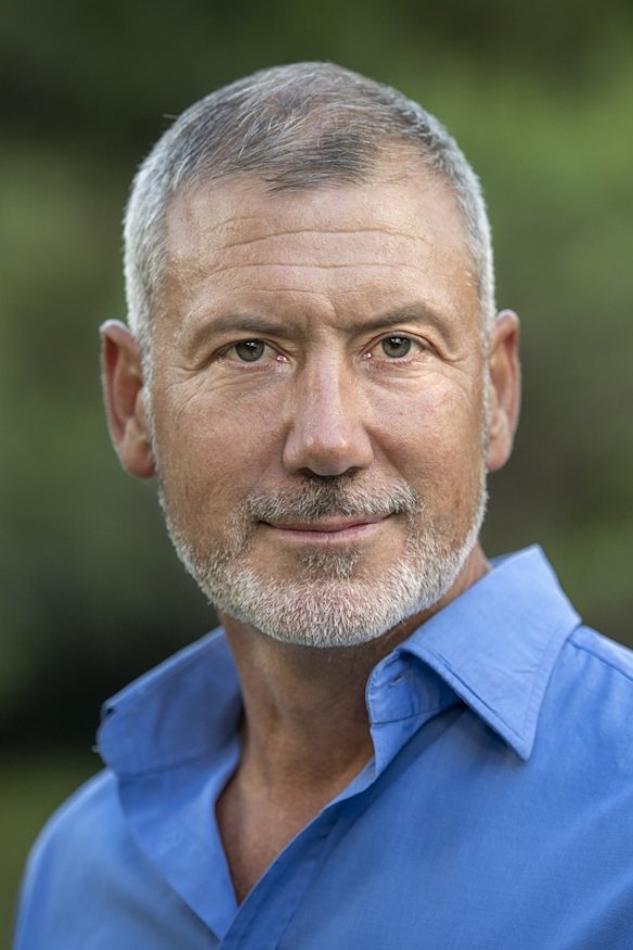 Peter Holmes a Court.