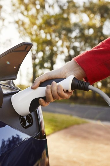 subsidy-battle-brewing-over-electric-cars
