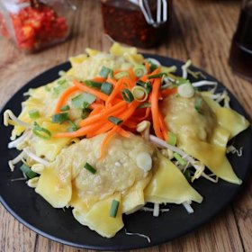 Pork and prawn wantons.