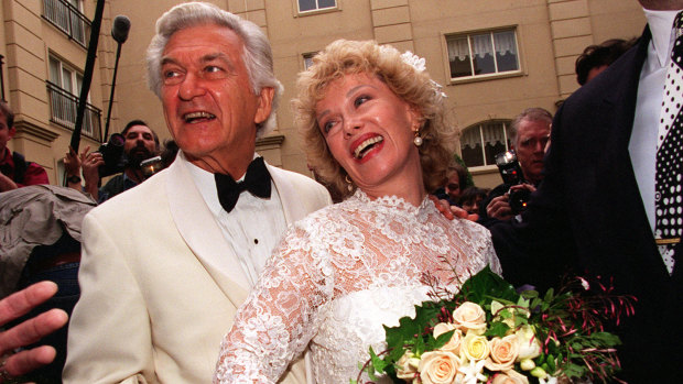 Bob Hawke and Blanche d'Alpuget on their wedding day in 1995.