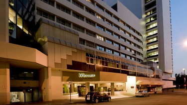 perth hotel quarantine error breach plays premier human down mercure