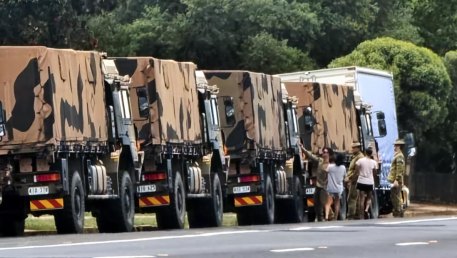 Australian Defence Force personnel delivering 2000 food parcels for Christmas from Holsworthy Barracks to Peak Hill, Parkes.