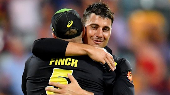 Marcus Stoinis delivers in the clutch as Australia squeak to T20 win