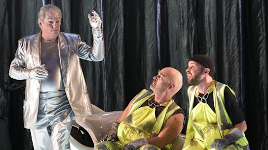 Chris Doig, left, in rehearsals for The Ring Cycle in Adelaide in November 2004.