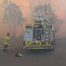 'Atrocious' conditions for out-of-control grass fire near Holsworthy