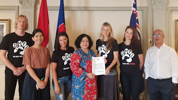 From left: Jeroen Van Kernebeek (Dog-Meat Free Indonesia); an unidentified consulate staff member; Kristie Wilkinson (DMFI); Zani Murnia, diplomat at Indonesian consulate-general in Sydney; Georgie Dolphin (DMFI); Jessica Medcalf (DMFI); Novan Ivanhoe Saleh, consul at Indonesian consulate-general in Sydney