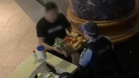 A man arrived at the Sheraton Grand Sydney Hyde Park on Thursday carrying a fruit box which he claimed to be delivering to a man inside the hotel.
