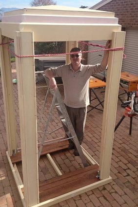 Bruce building the TARDIS at his home on Conder.