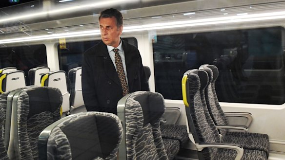 Transport Minister Andrew Constance is urging big employers in Sydney to continue allowing large numbers of staff to work from home.
