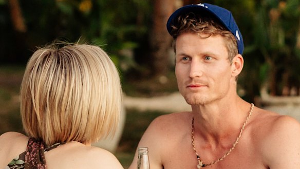 Richie Strahan and Alex Nation talk out their problems on Bachelor in Paradise.