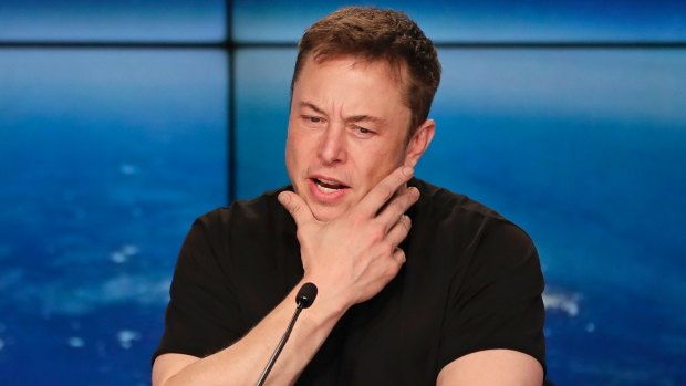 Elon Musk wants to transport people under Los Angeles at speeds of up to 210 km/hr.