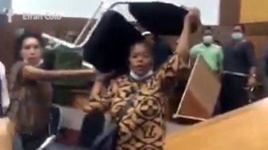 Chaotic scenes in the East Timorese parliament on Tuesday May 19, as MPs jousted to preside over the session, trying to eject the speaker.