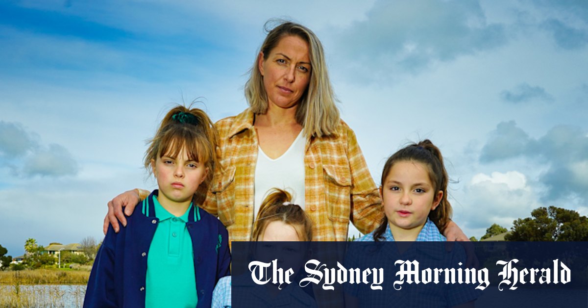School zones: Altona Meadows parents campaign for high school, Altona College zoning - Vimarsana News