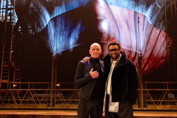 Sting y Shaggy en el backstage de Ámsterdam en el estreno de “The Last Ship”.