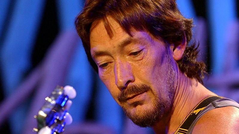Chris Rea, known for Christmas hit, dead at 74