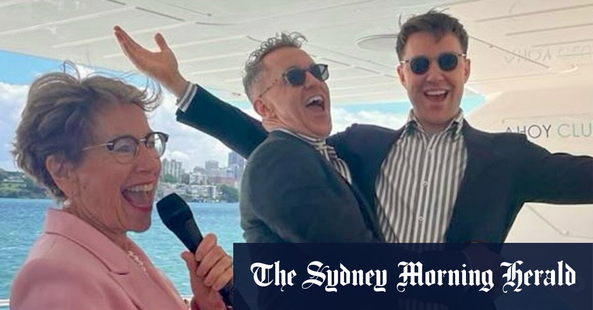 Margaret Beazley gets on a party boat - Vimarsana News