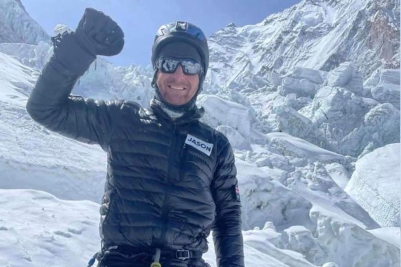 Jason Kennison died after completing a life goal of climbing to the summit of Mount Everest.