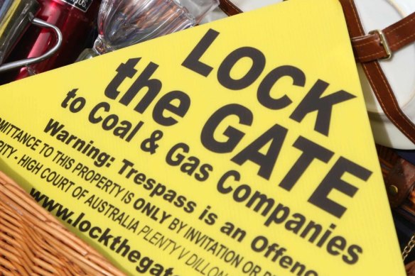 The Lock the Gate Alliance condemned the approval last Friday of 55 coal seam gas wells at Hopeland, near Chinchilla, saying the government’s own scientists had raised concerns about groundwater contamination.