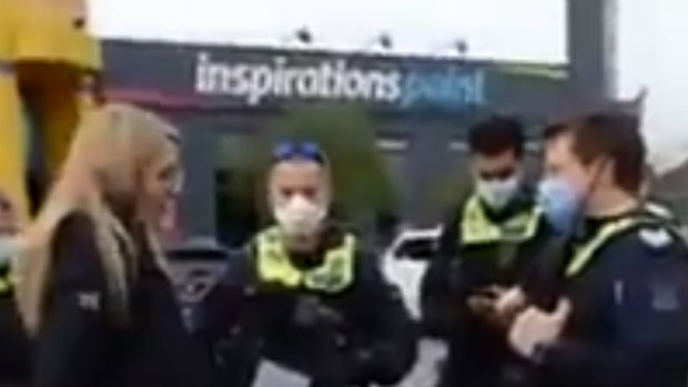 Kerry Nash talks to police after she refused to wear a mask in Bunnings, claiming it as a  human right.