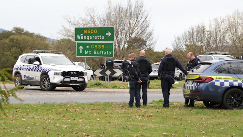 Porepunkah shooting: Two officers dead and another wounded after shooting at High Country property