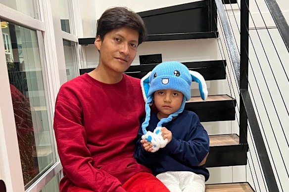 Adrian Conejo Arias with Liam in San Antonio, Texas, after being released from the detention centre.