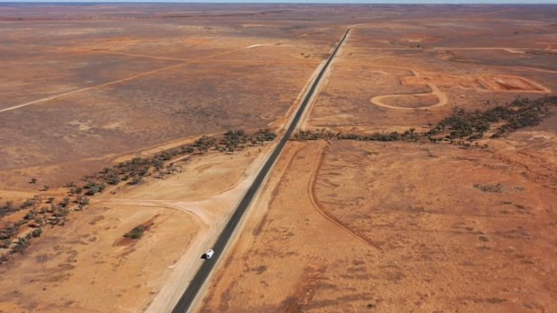 A new independent report has finalised design and modest costings for a deep exploration well to be drilled at its massive Rickerscote hydrogen, helium and natural gas target in South Australia’s remote Officer Basin, possibly by the end of the year.