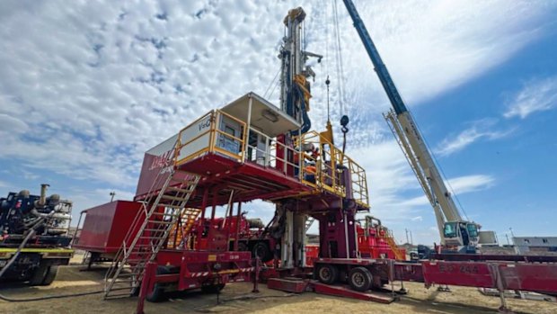TMK Energy’s drilling operation at its Lucky Fox LF-07 pilot well at the company’s Mongolian Gurvantes XXXV coal seam gas project.