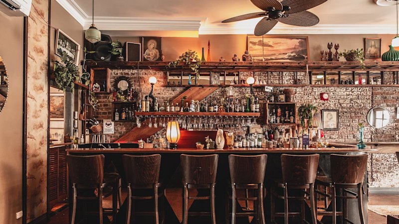 ‘It’s getting tougher and tougher’: cherished Gabba bar closes permanently