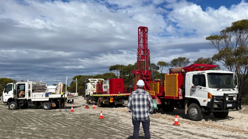 McLaren Minerals reports 4.96% heavy mineral average at WA Eucla Basin project
