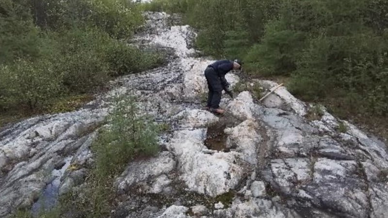 Olympio hits shallow gold to unlock open pit potential in Canada