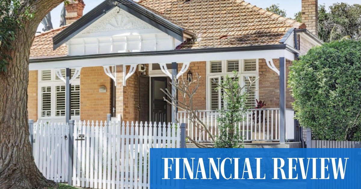 Property prices: red-hot housing market to cool in 2022 predict analysts - Vimarsana News