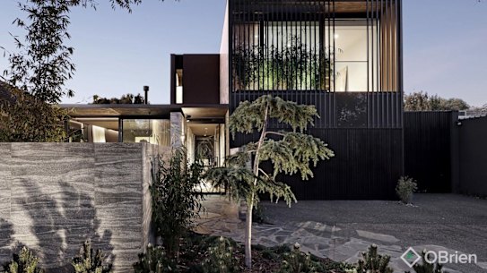 25 Red Bluff Street sold under the hammer after three bidders competed.