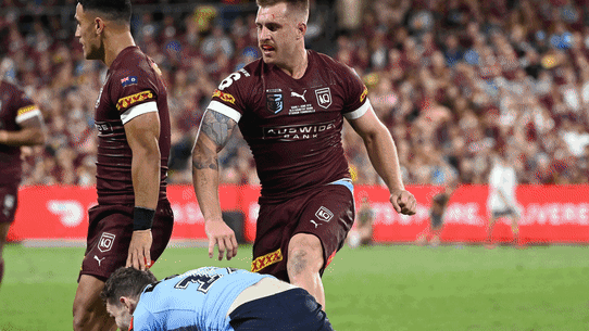 Cameron Munster and Liam Martin clashing.