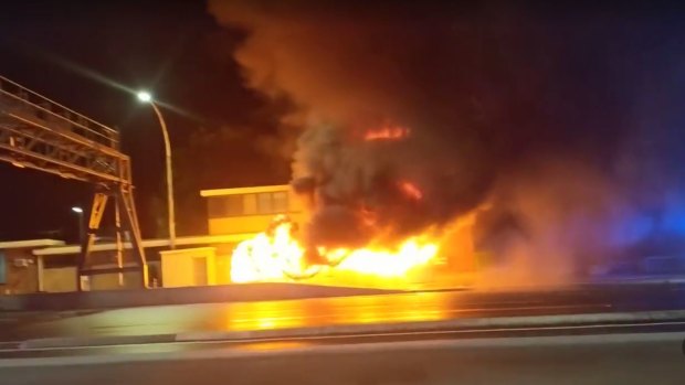 A bus caught on fire on the Sydney Harbour Bridge on Friday night.
