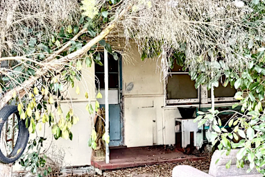 Neglected South Australian home sells sight unseen for $65,500.