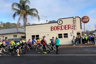 The annual cycle race ahead of the Apsley Cup on the June long weekend. 